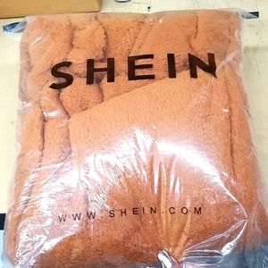 Fuzzy Warm Wrap / Coat- open front